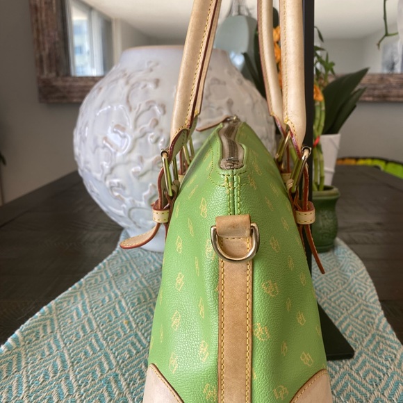 Dooney & Bourke Purse & Wristlet Set (Green) w/Gold Hardware. - Picture 8 of 15